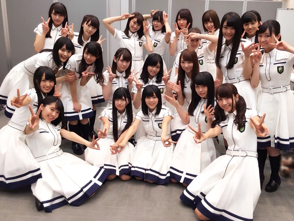 欅坂46 2ndSG「世界には愛しかない」歌衣装・制服