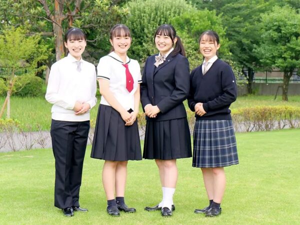 東京家政大学附属女子中学校・高等学校2025年新制服